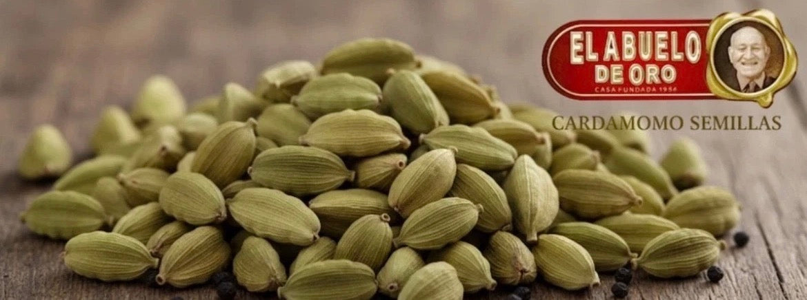 Granos de cardamomo verde en su bolsa de 460g, especias gourmet premium con aroma intenso, marca El Abuelo de Oro.