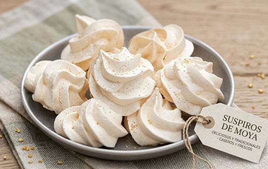 Suspiros de Moya, dulces canarios de chocolate en envase de 140 g, con textura ligera y sabor delicioso.